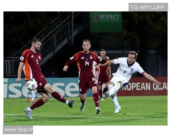 英格兰国家队发布最新大名单:凯恩领衔,博格巴赛同登场,打造无敌战舰 英格兰国家队发布最新大名单:凯恩领衔,博格巴赛同登场,打造无敌战舰